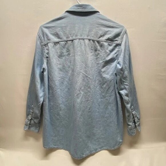 Old Navy Denim Button-Up Blouse Women's Small Light Blue The Boyfriend Shirt EUC - Picture 3 of 8